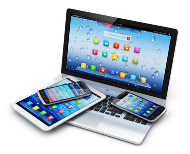 Bild mit Smartphones, Tablet und Notebook